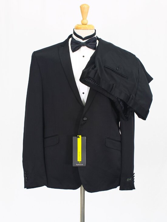 Van Heusen Other - Van Heusen 48R 42 Black Full Suit 2-Button Solid R669